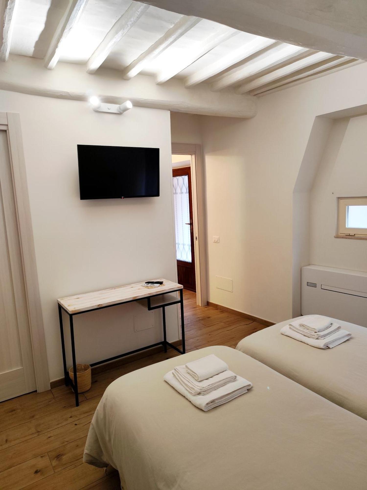 Casa Vacanze 206 Cavour House オルヴィエート エクステリア 写真